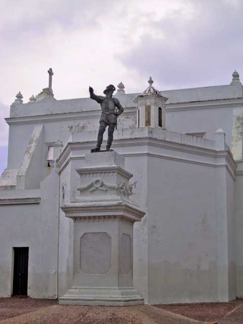 Statue